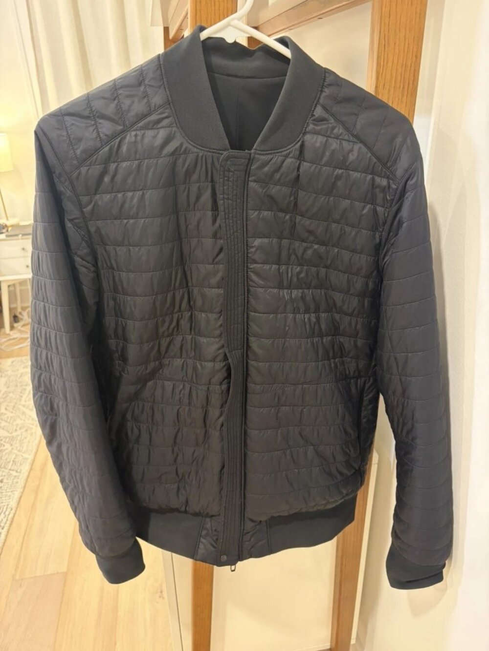Lululemon Switch Over Reversible Bomber Jacket Men's S Black PrimaLoft